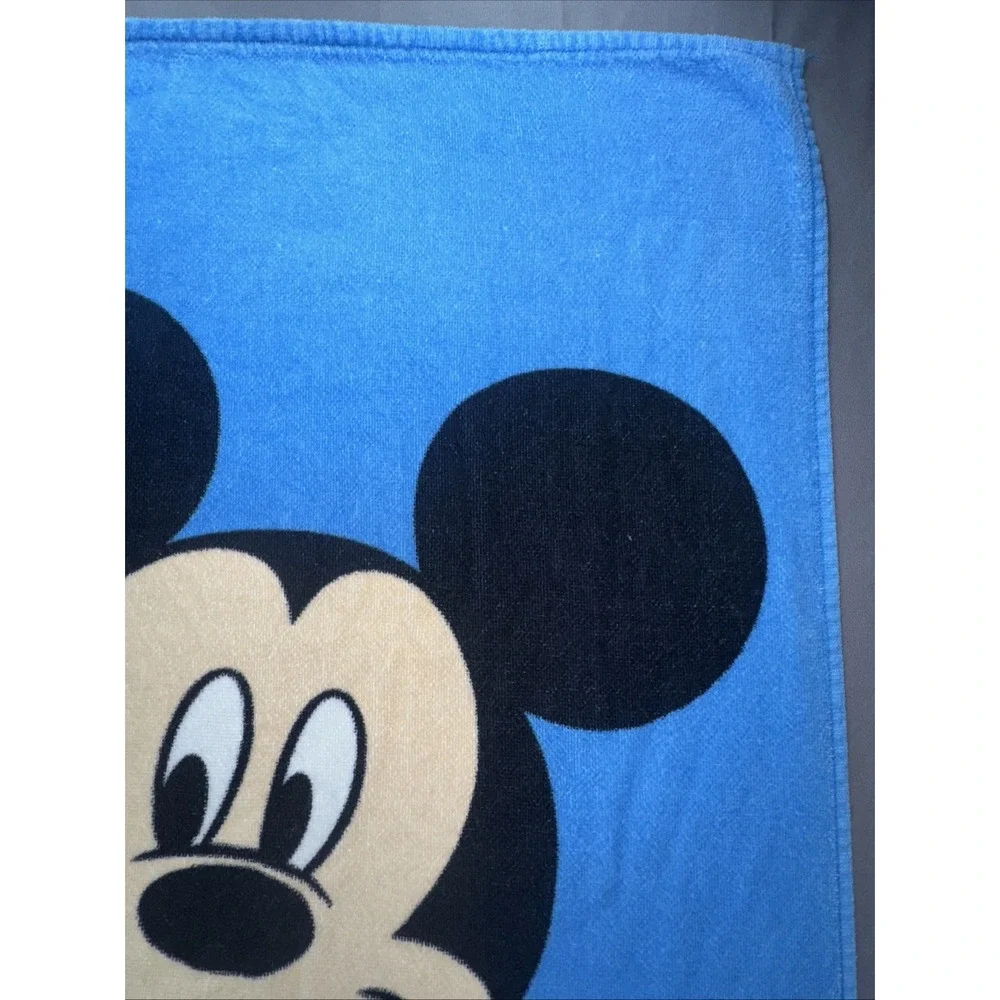 Vintage Disney Mickey Mouse Beach Towel Pool Bath Sheet Very Good Condition